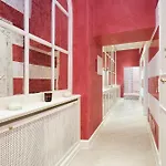 Luxury In Piazza Di Spagna