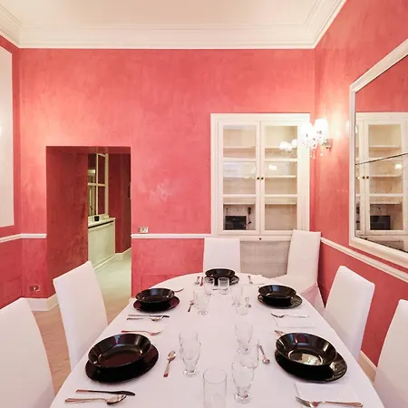 Apartment Luxury In Piazza Di Spagna