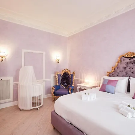 Luxury In Piazza Di Spagna