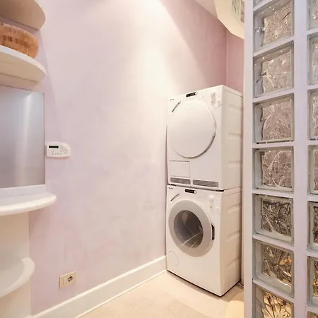Luxury In Piazza Di Spagna Apartment Rome