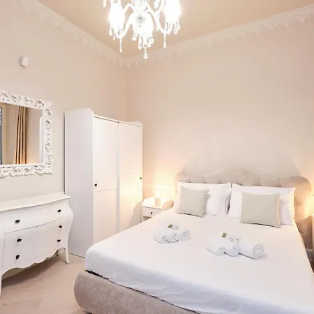 Apartment Luxury In Piazza Di Spagna Rome
